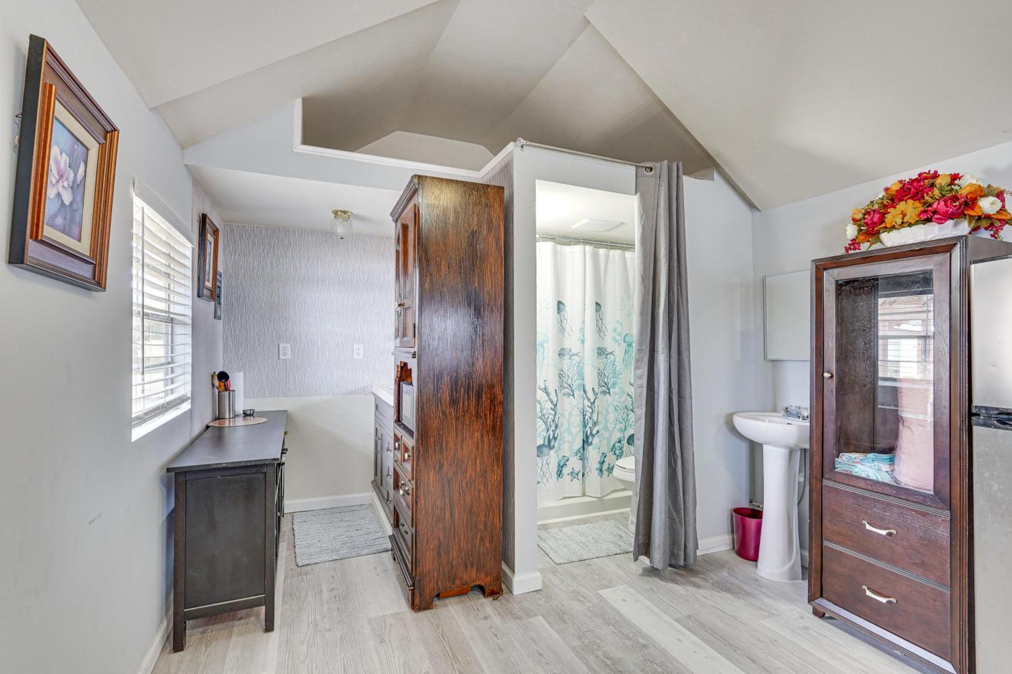 Lakefront Panama City Studio With Hot Tub Access Exterior foto